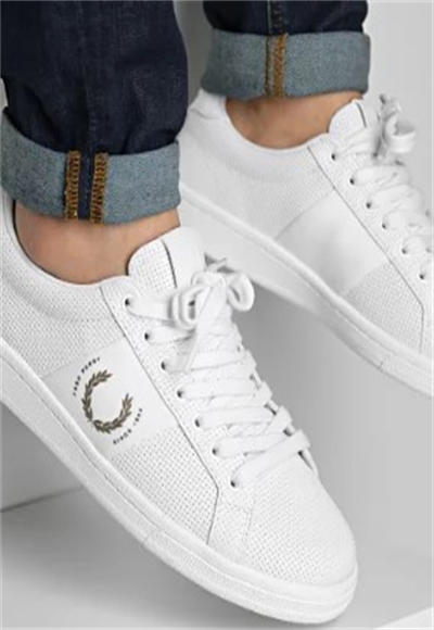 Shoe
