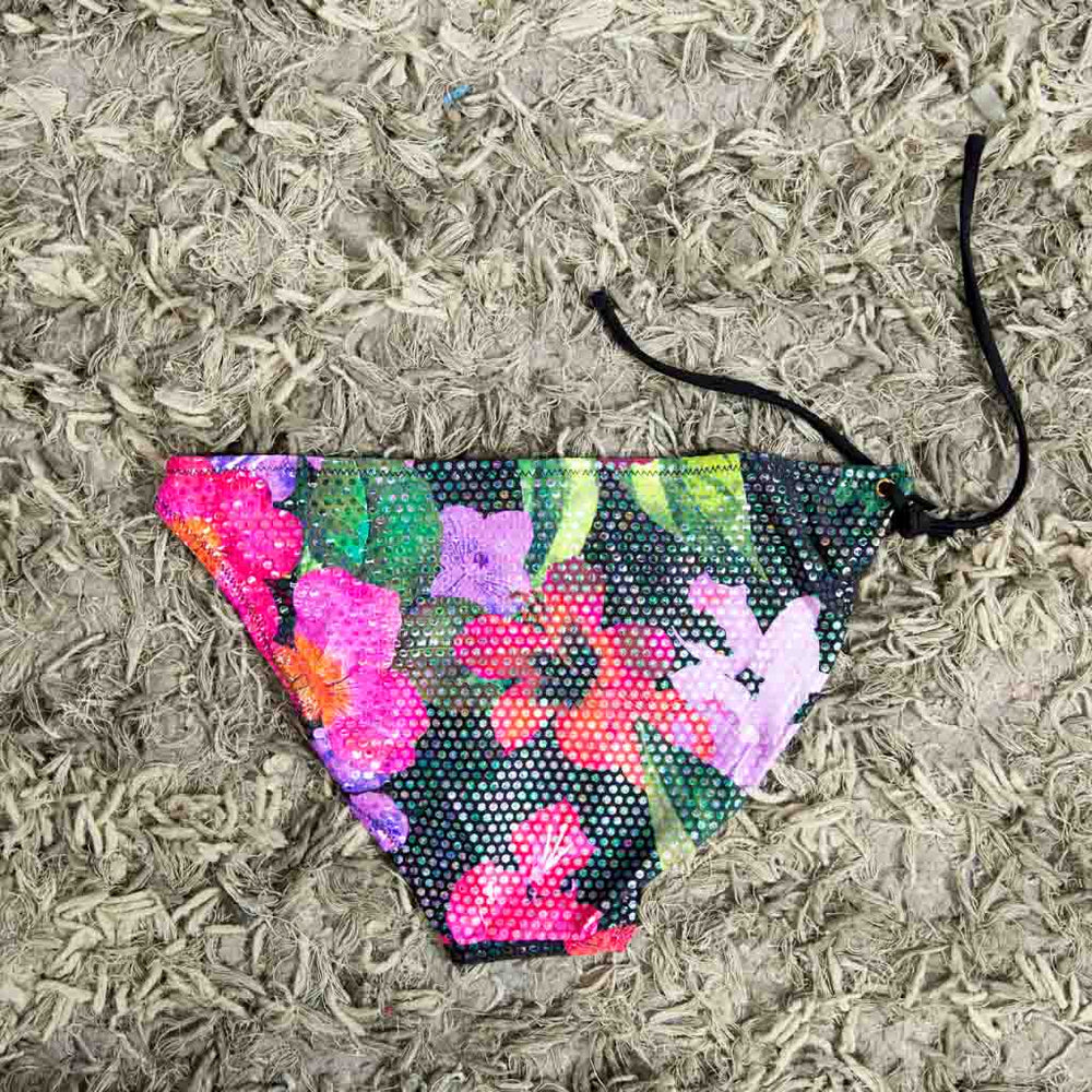 ملابس سباحة الجزء السفلي