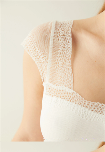 Sleep dress for pregnant and lactating women