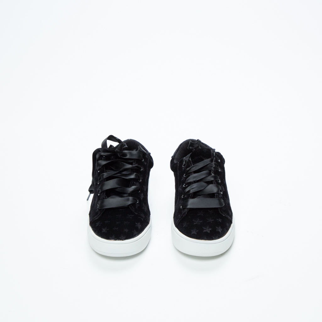 Velvet Shoe