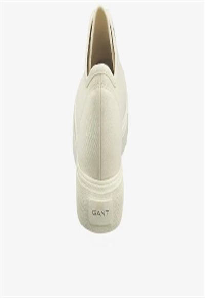 Canvas shoe with laces