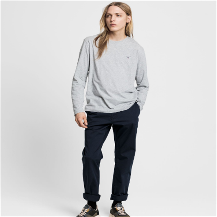 long-sleeved blouse