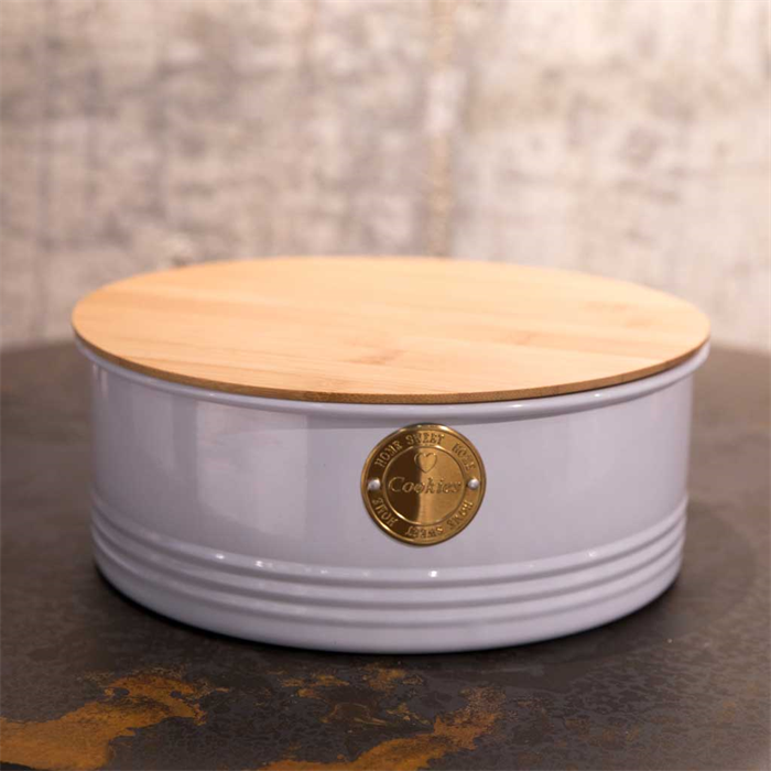 Cookie box with bamboo lid