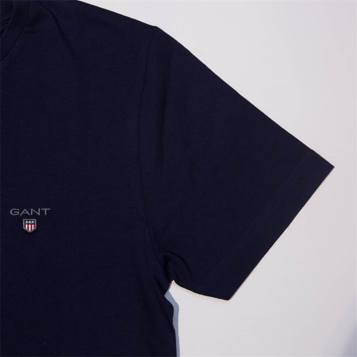 Plain T-shirt