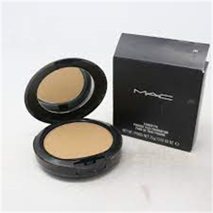 كريم أساس STUDIO FIX POWDER PLUS PLUS